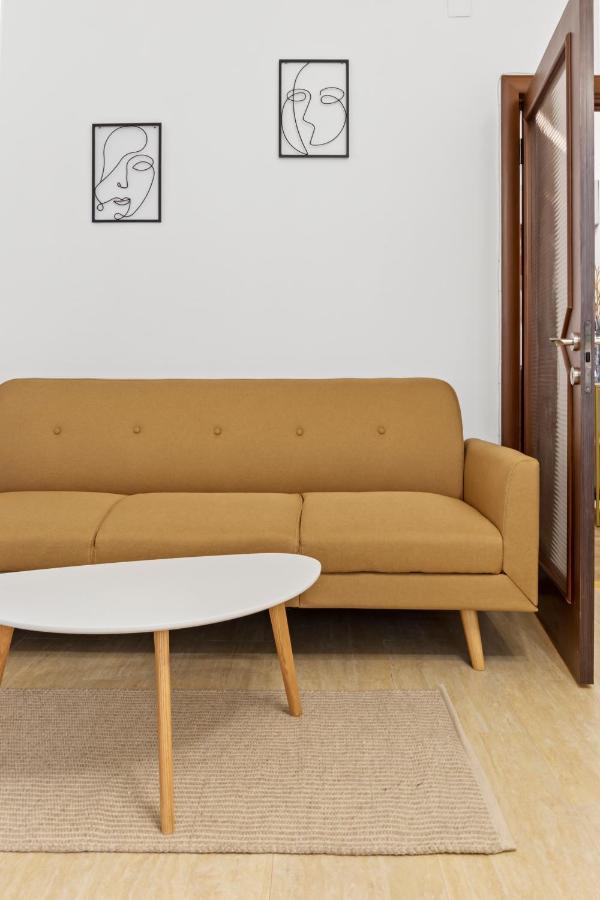Upscale Studio, Walking Distance From The Old Town Boekarest Buitenkant foto