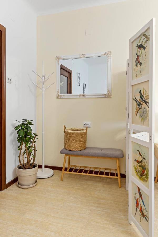 Upscale Studio, Walking Distance From The Old Town Boekarest Buitenkant foto